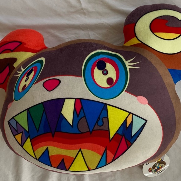 Takashi Murakami ComplexCon Ursa Large Pillow - Picture 2 of 11